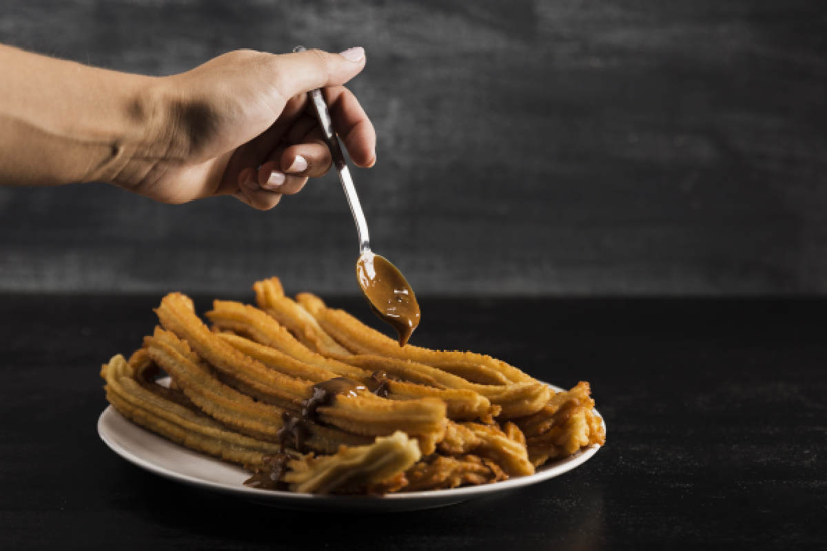 Crispy air fryer frozen fries with dipping sauce